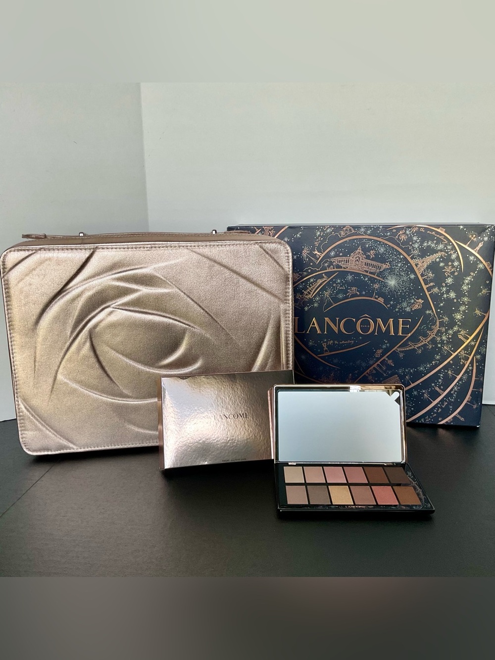 Lancôme Metallic Rose Gold Holiday Cosmetic Train Case & Eye Shadow Palette NEW